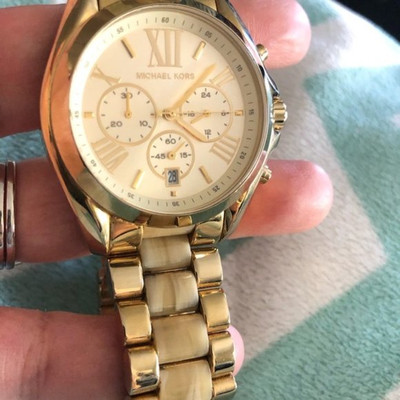 Authentic Michael Kors watch main image 5